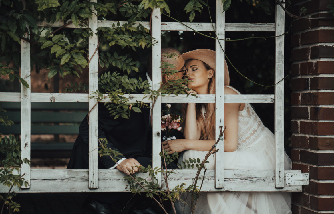 Sesja poślubna w ogrodach „Kapias”! – Linda i Mateusz
